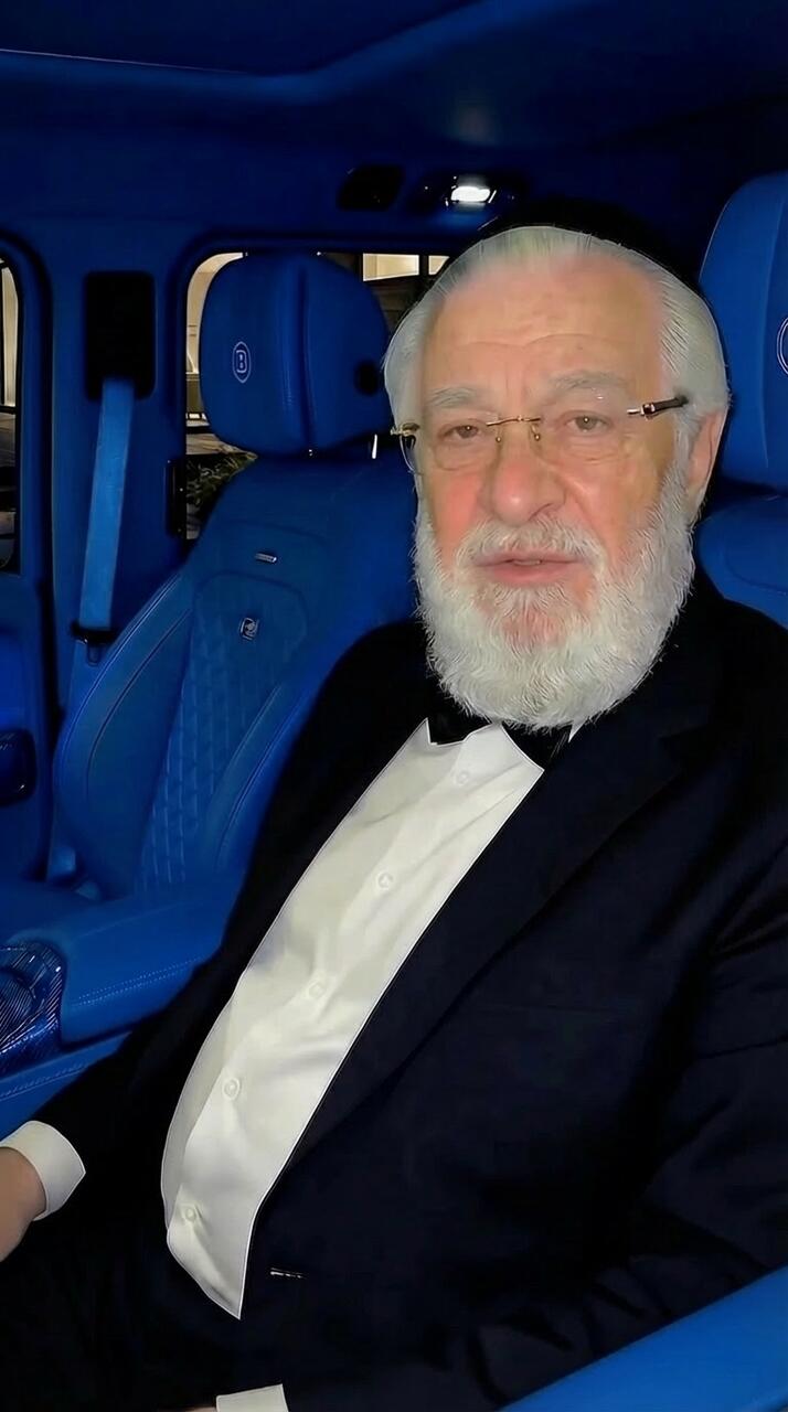 AI influencer reference 18